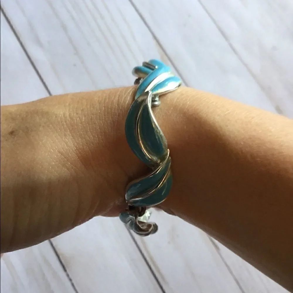 Vintage light blue leaf jewelry set